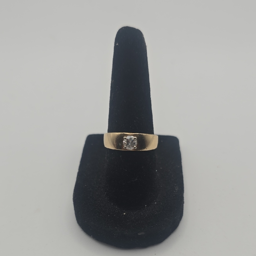 6.75 14k Gold Ring with 4mm .25 Carat Diamond